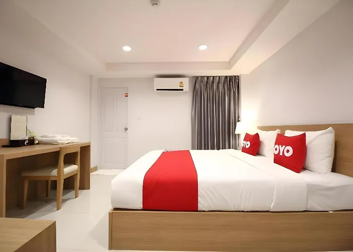 Hotel Super Oyo 483 Pannee Khaosan Bangkok