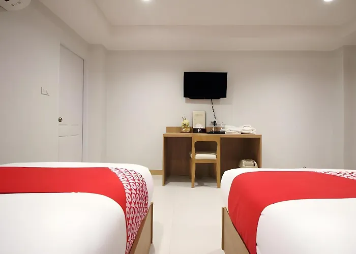 Hotel Super Oyo 483 Pannee Khaosan Bangkok