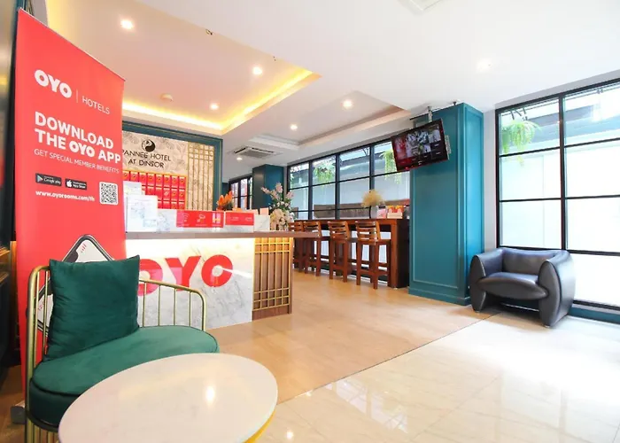 Hotel Super Oyo 483 Pannee Khaosan 3*